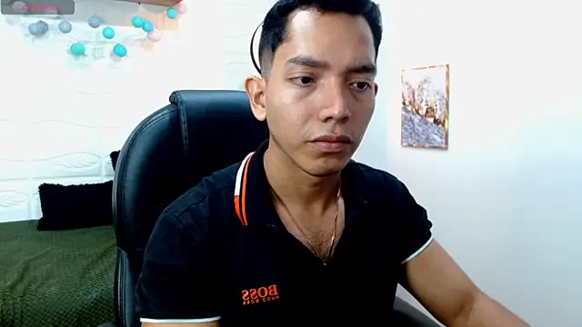 Snapshot of paul_cros chatting on 5, 6, 2026 paul cros online show from 5, 6, 2026