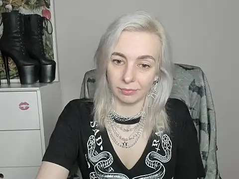 Snapshot of velvetanne chatting on 19, 6, 2026 velvetanne online show from 19, 6, 2026