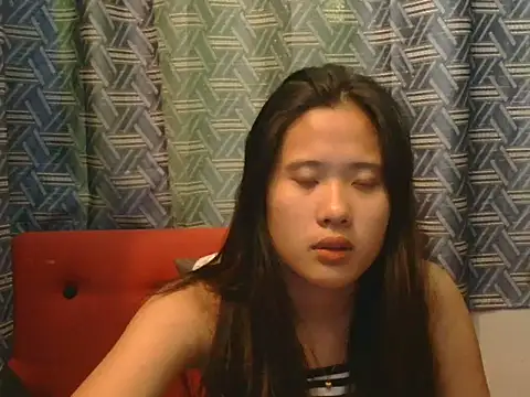 Snapshot of petiteasian_pinaygirl chatting on 16, 6, 2026 petiteasian pinaygirl online show from 16, 6, 2026