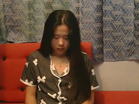 Snapshot of petiteasian_pinaygirl chatting on 2, 7, 2026 petiteasian pinaygirl online show from 2, 7, 2026