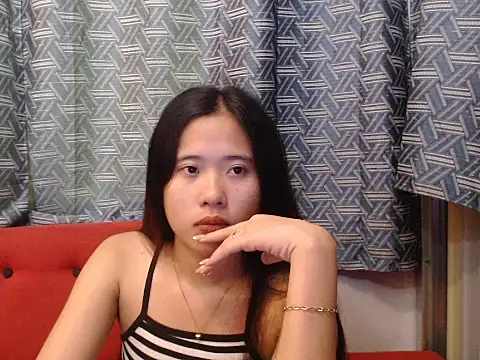 Snapshot of petiteasian_pinaygirl chatting on 12, 7, 2026 petiteasian pinaygirl online show from 12, 7, 2026