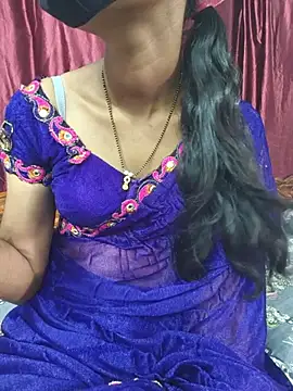 Snapshot of reshma124 chatting on 14, 7, 2026 reshma124 online show from 14, 7, 2026