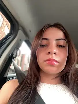 Snapshot of Hanna_Cruz_ chatting on 6, 6, 2026 Hanna Cruz online show from 6, 6, 2026