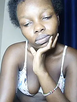 Snapshot of Sexymaurine chatting on 24, 6, 2026 Sexymaurine online show from 24, 6, 2026