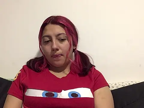Snapshot of Emma_Cut chatting on 4, 6, 2026 Emma Cut online show from 4, 6, 2026