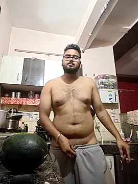 Sexyboyforyou33 online show from 22, 5, 2026