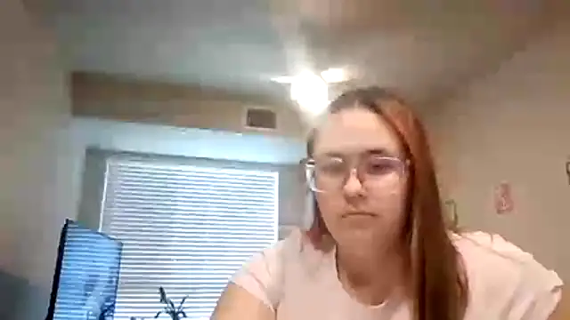 Snapshot of Midnight_Riott chatting on 27, 5, 2026 Midnight Riott online show from 27, 5, 2026