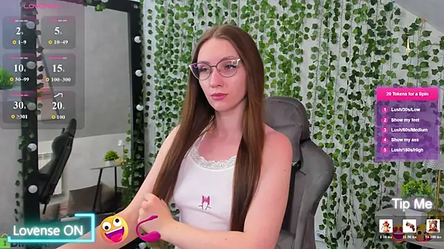 Snapshot of Alexa_Carte chatting on 11, 7, 2026 Alexa Carte online show from 11, 7, 2026