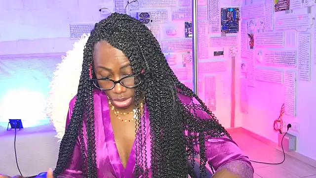 naomicampbi online show from 22, 5, 2026