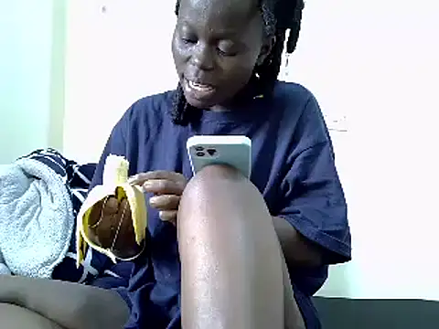 ebonycurvedass online show from 18, 6, 2026