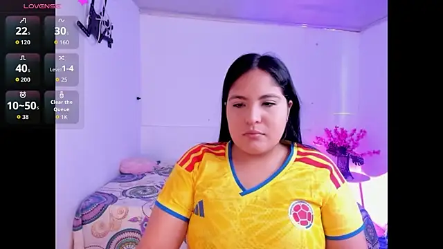 Snapshot of Nikkibounce chatting on 3, 7, 2026 Nikkibounce online show from 3, 7, 2026