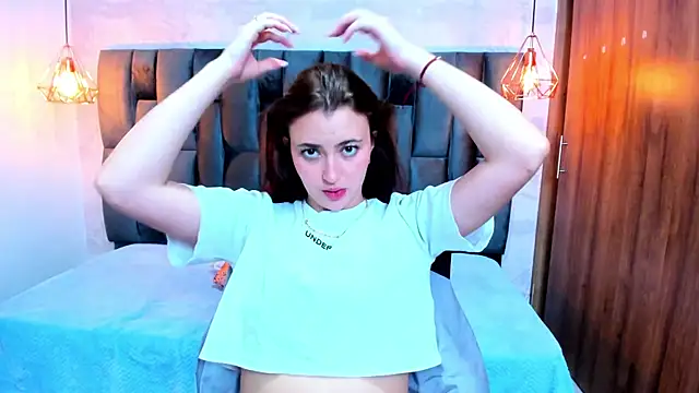 Snapshot of Miel_ferrer chatting on 4, 7, 2026 Miel ferrer online show from 4, 7, 2026