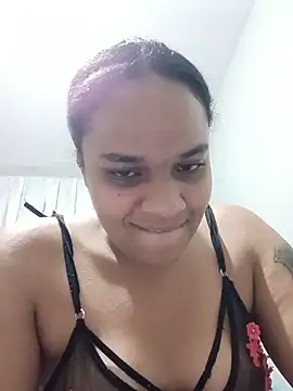 Snapshot of sexygirlbronw01 chatting on 21, 5, 2026 sexygirlbronw01 online show from 21, 5, 2026