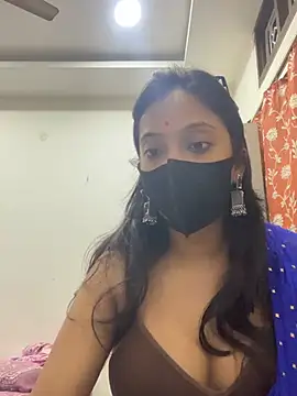 Snapshot of livia_dolls chatting on 14, 6, 2026 livia dolls online show from 14, 6, 2026