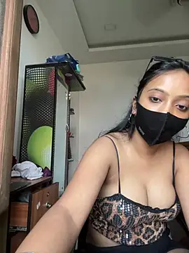 Snapshot of livia_dolls chatting on 16, 6, 2026 livia dolls online show from 16, 6, 2026