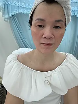 Lye lovely online show from 5, 7, 2026