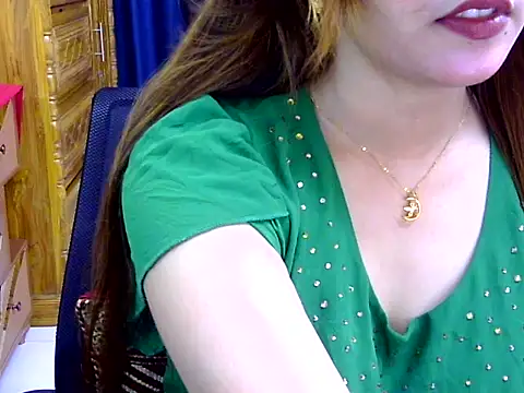 Snapshot of Adiba_Obu_20 chatting on 10, 6, 2026 Adiba Obu 20 online show from 10, 6, 2026