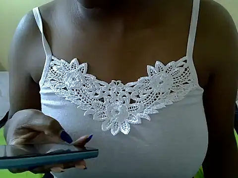 Snapshot of prettydomina chatting on 2, 7, 2026 prettydomina online show from 2, 7, 2026