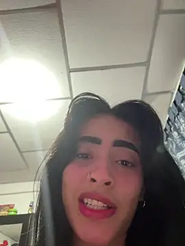 Pretty Addiction online show from 27, 5, 2026
