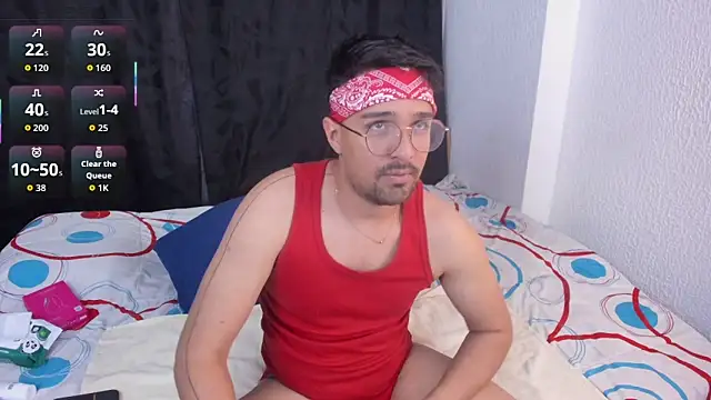 Snapshot of max_ed chatting on 26, 5, 2026 max ed online show from 26, 5, 2026