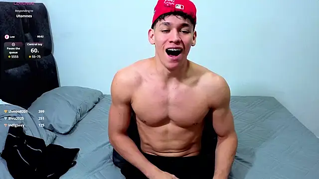 Snapshot of Luke_Muscle chatting on 2, 7, 2026 Luke Muscle online show from 2, 7, 2026