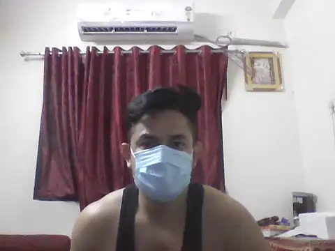 Snapshot of Nivan_7251_1 chatting on 22, 5, 2026 Nivan 7251 1 online show from 22, 5, 2026