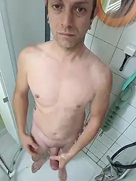 Andydtg1985 online show from 8, 6, 2026