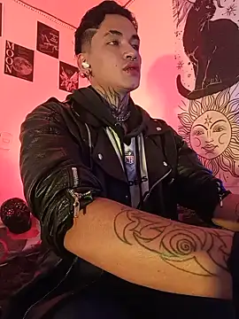 AlecBanne  online show from 11, 7, 2026