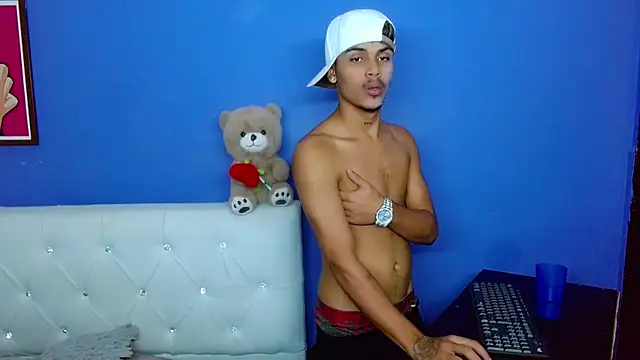 Snapshot of Angel_foxc13 chatting on 13, 6, 2026 Angel foxc13 online show from 13, 6, 2026