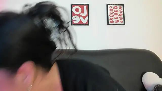 Tiana prince online show from 17, 7, 2026