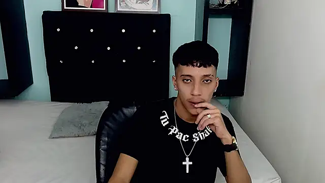 Snapshot of jl_brayan12 chatting on 3, 7, 2026 jl brayan12 online show from 3, 7, 2026
