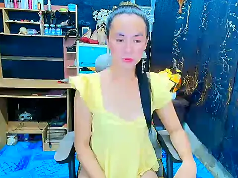 Snapshot of JillianWard17 chatting on 16, 6, 2026 JillianWard17 online show from 16, 6, 2026