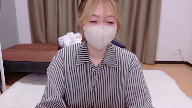 Riona H online show from 30, 5, 2026