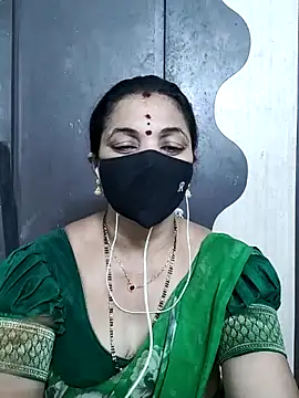 Snapshot of Leela_555 chatting on 2, 6, 2026 Leela 555 online show from 2, 6, 2026