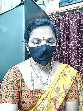 Snapshot of Leela_555 chatting on 17, 6, 2026 Leela 555 online show from 17, 6, 2026