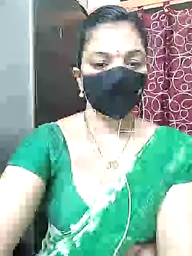 Snapshot of Leela_555 chatting on 19, 6, 2026 Leela 555 online show from 19, 6, 2026