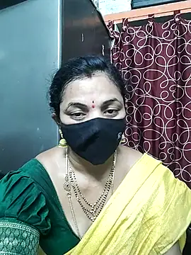 Snapshot of Leela_555 chatting on 2, 7, 2026 Leela 555 online show from 2, 7, 2026