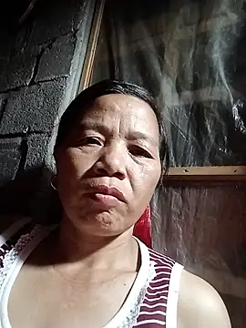 Snapshot of Elfledaa chatting on 18, 7, 2026 Elfledaa online show from 18, 7, 2026