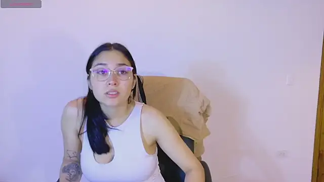 Snapshot of adaira31 chatting on 20, 6, 2026 adaira31 online show from 20, 6, 2026