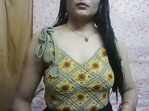 Snapshot of lustygirl01 chatting on 29, 6, 2026 lustygirl01 online show from 29, 6, 2026