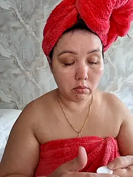 Snapshot of Love__beby chatting on 10, 7, 2026 Love beby online show from 10, 7, 2026
