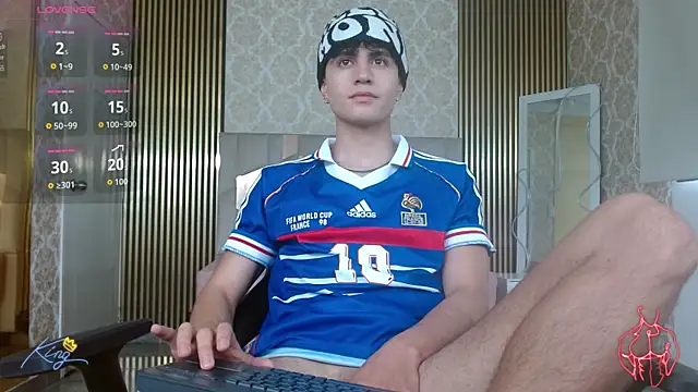 Snapshot of Kyler_tay chatting on 18, 6, 2026 Kyler tay online show from 18, 6, 2026