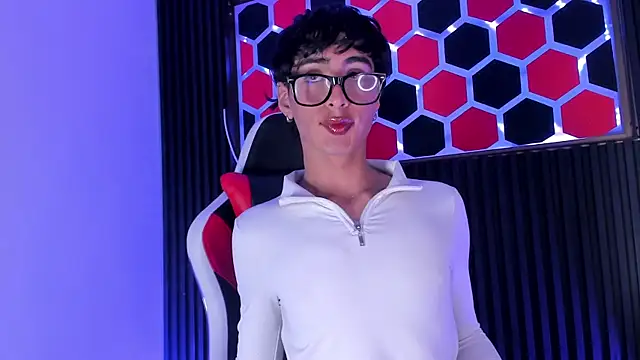 SantyFoxxs online show from 2, 6, 2026