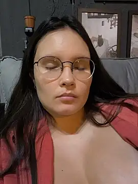 Snapshot of gatinhaagaucha chatting on 10, 6, 2026 gatinhaagaucha online show from 10, 6, 2026