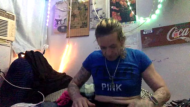 VanillaSnowcones online show from 5, 6, 2026