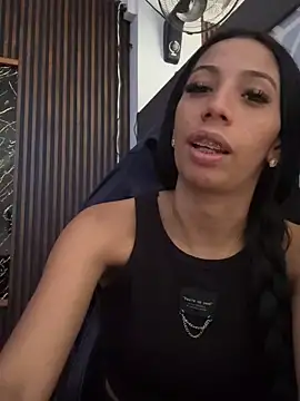 Snapshot of Naho_19 chatting on 29, 5, 2026 Naho 19 online show from 29, 5, 2026