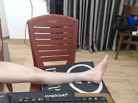 Snapshot of Maia_9999 chatting on 5, 7, 2026 Maia 9999 online show from 5, 7, 2026