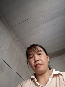 Snapshot of Miee028 chatting on 10, 7, 2026 Miee028 online show from 10, 7, 2026
