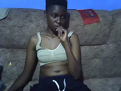 Snapshot of prettyy_joy chatting on 27, 5, 2026 prettyy joy online show from 27, 5, 2026