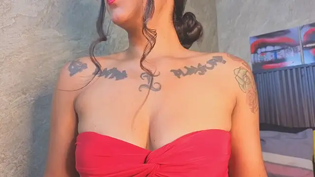 Snapshot of lauryn__brown chatting on 24, 6, 2026 lauryn brown online show from 24, 6, 2026